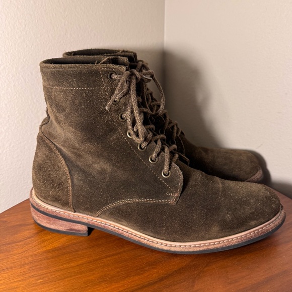 Nisolo Shoes - Nisolo Amalia All-Weather Suede Leather Boot in Dark Olive Size 10